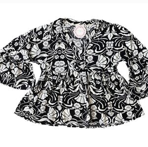 NWT Umgee Black and White Floral Blouse